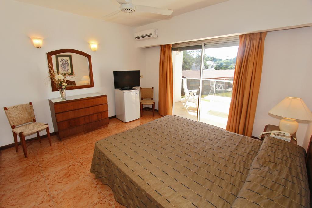 Hotel Terraza del Mar Punta Ballena Esterno foto